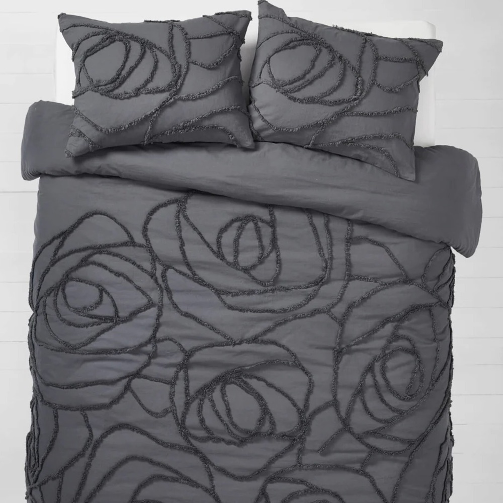Dormify Rose Boho Chic Comforter and Sham